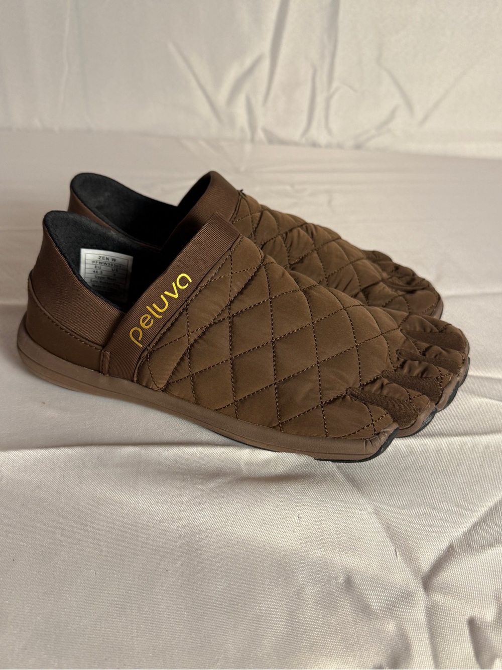 Peluva Zen Active Recovery Quilted Brown Women's Athletic Slip-On Shoes Size 9